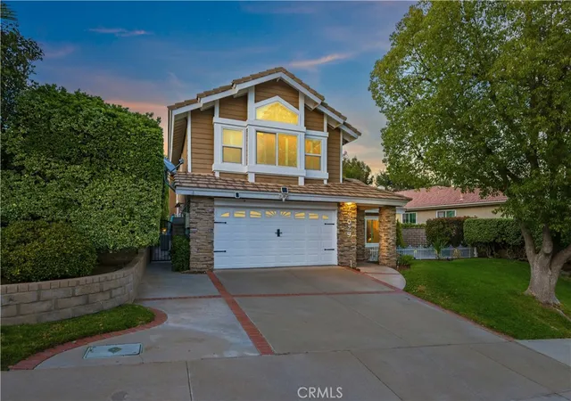 Photo 2 of Sale Pending at 22029 Rodeffer Pl, Santa Clarita, CA 91350 | MLS# SR26108726 | Listing updated on 2026-07-09
