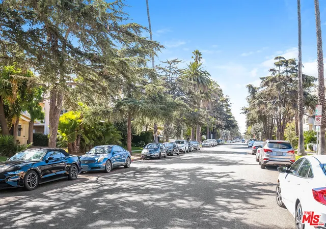 Homes for sale in Santa Monica, CA | 1043 12th St #9, Santa Monica, CA 90403 | MLS# 26840665