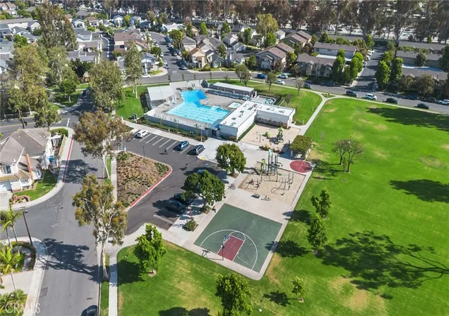 2nd image of 47 Fox, Irvine, CA 92614