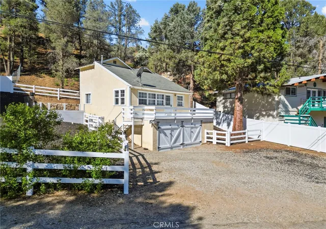 Photo 3 of Single family home for sale at 7106 Lakeview, Frazier Park, CA 93225 | MLS# SR26120303 | Listing updated on 2026-07-11