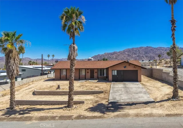 Homes for sale in 29 Palms, CA | 73433 Desert Trail, 29 Palms, CA 92277 | MLS# JT26121379