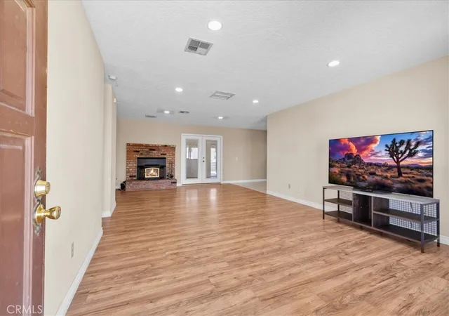 3rd image of 73433 Desert Trail, Twentynine Palms, CA 92277 | MLS# JT26121379