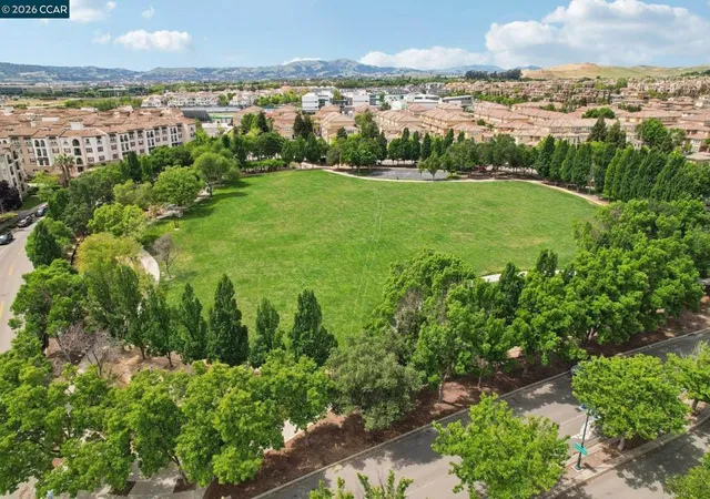 Homes for sale in Dublin, CA | 3240 Maguire Way, Dublin, CA 94568 | Houzeo