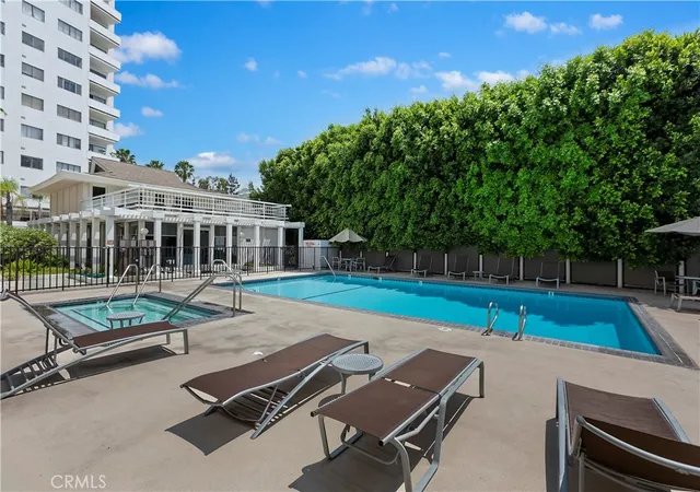 3rd image of 7250 Franklin Ave #506, Los Angeles, CA 90046 | MLS# CV26121555