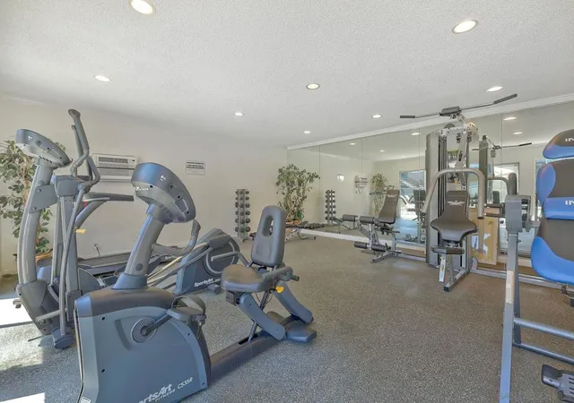 Homes for sale in El Cajon, CA | 620 Lexington, El Cajon, CA 92020 | Houzeo