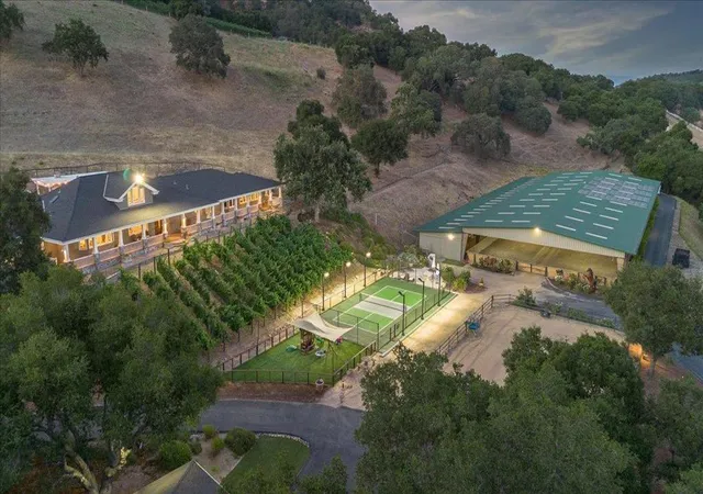 Photo 1 of Mansion for sale at 14411 Shannon Rd, Los Gatos, CA 95032 | MLS# ML82049737 | Listing updated on 2026-06-24