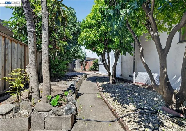 32nd image of 19762 Hathaway Ave, San Lorenzo, CA 94541 | MLS# 41137127