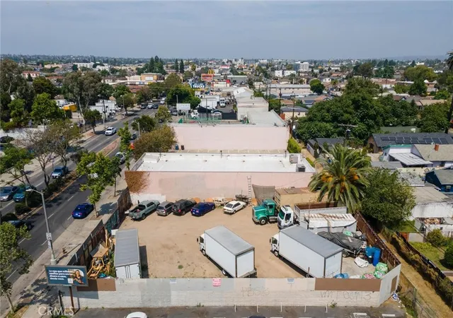 Photo 4 of Land for sale at 235 E Manchester, Los Angeles, CA 90003 | MLS# SB26121629 | Listing updated on 2026-06-04