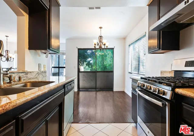 Homes for sale in Agoura Hills, CA | 5322 Colodny Dr, Agoura Hills, CA 91301