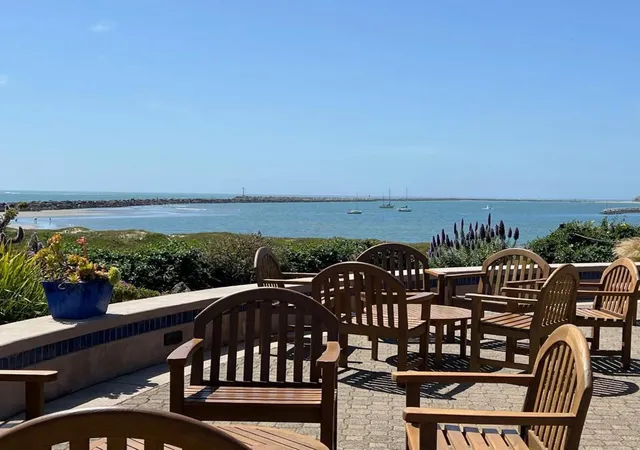 5th image of 4100 Cabrillo Hwy #101, Half Moon Bay, CA 94019 | MLS# ML82049767
