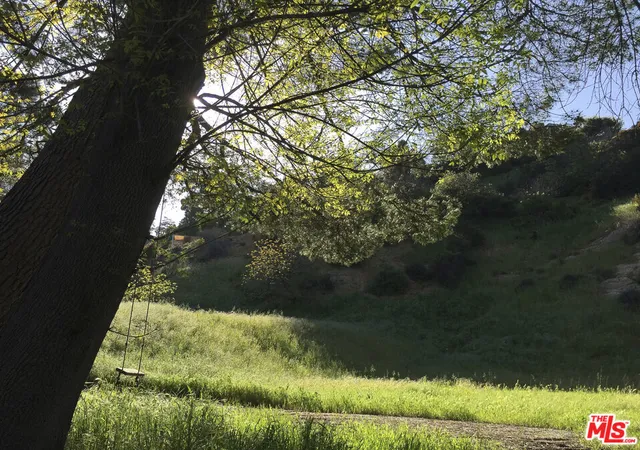 Photo 2 of Land for sale at 8813 Wonderland Ave, Los Angeles, CA 90046 | MLS# 26836595 | Listing updated on 2026-06-12