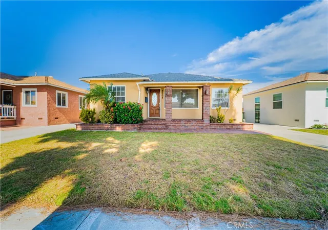 Homes for sale in Lakewood, CA | 5008 Coldbrook Ave, Lakewood, CA 90713 | MLS# DW26121780