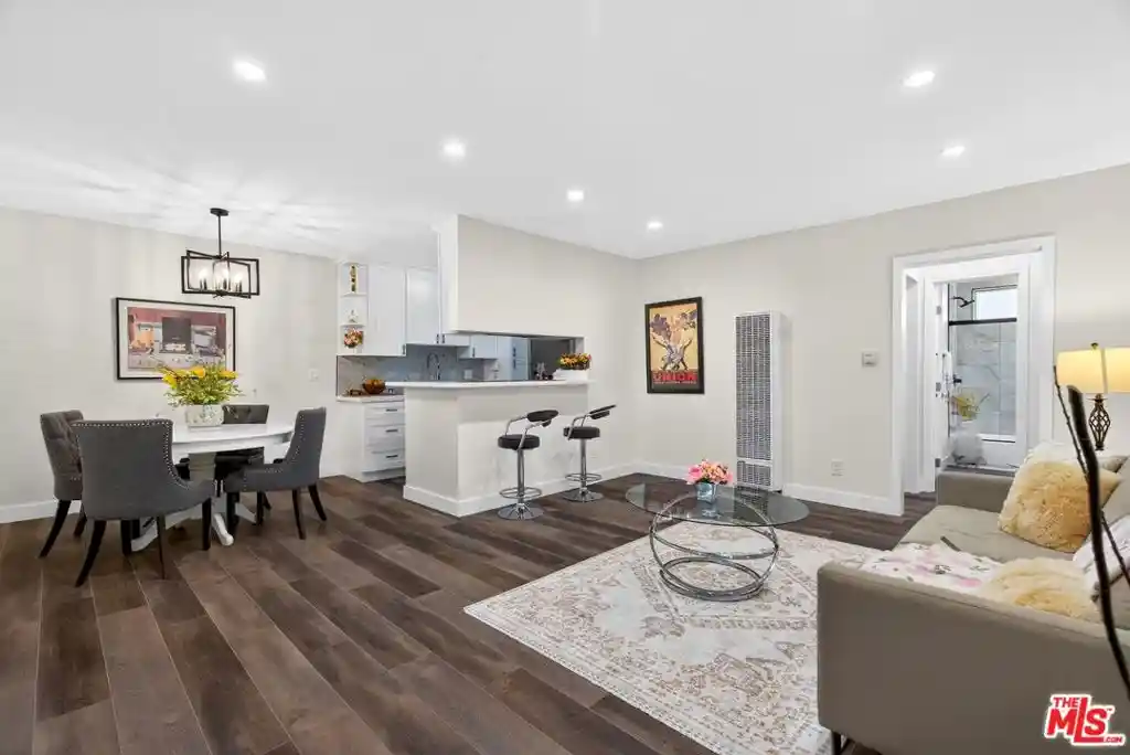 Listing Photo 1 - Condo for sale in 1522 S Centinela Ave located at 1522 S Centinela Ave, Los Angeles, CA 90025 - Unit #101