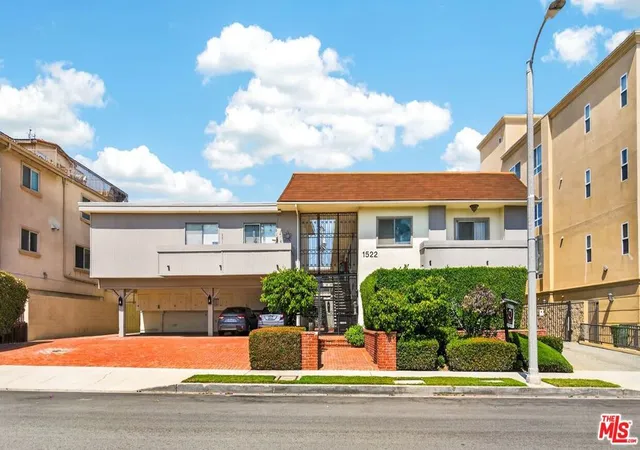 Photo 3 of Condo for sale at 1522 S Centinela Ave #101, Los Angeles, CA 90025 | MLS# 26842899 | Listing updated on 2026-10-07