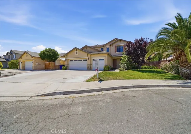 Photo 1 of Single family home for sale at 13825 Hawk Ct, Victorville, CA 92394 | MLS# CV26121754 | Listing updated on 2026-10-02