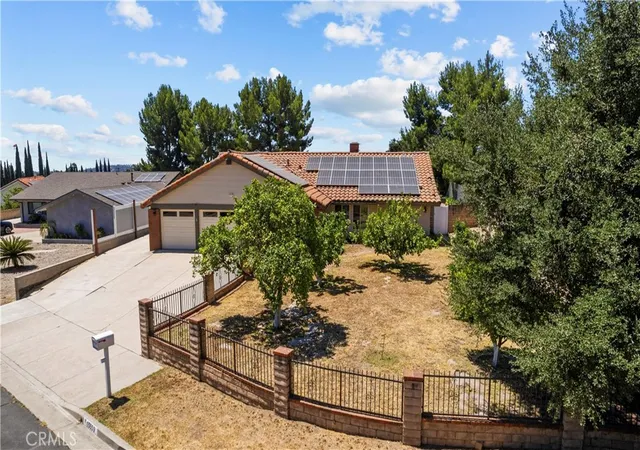 Photo 1 of Sale Pending at 15559 Sorbonne, Sylmar, CA 91342 | MLS# SR26118596 | Listing updated on 2026-10-02