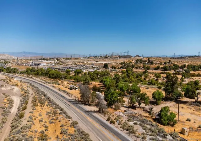 12th image of 17930 National Trails Hwy, Oro Grande, CA 92368 | MLS# 260013548SD