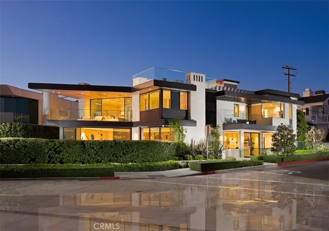 Homes for sale in Corona Del Mar, CA | 2928 Ocean, Corona Del Mar, CA 92625 | MLS# OC26121036