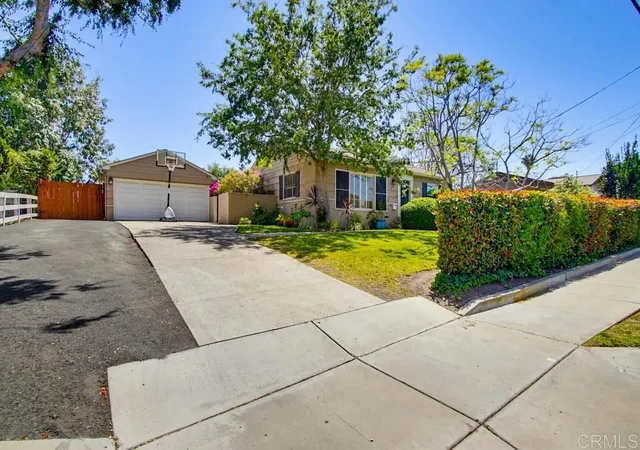 4th image of 8917 Lemon Ave, La Mesa, CA 91941 | MLS# PTP2604304