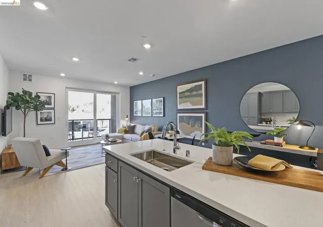 5th image of 500 Somi Ct #209, Hayward, CA 94544 | MLS# 41137175
