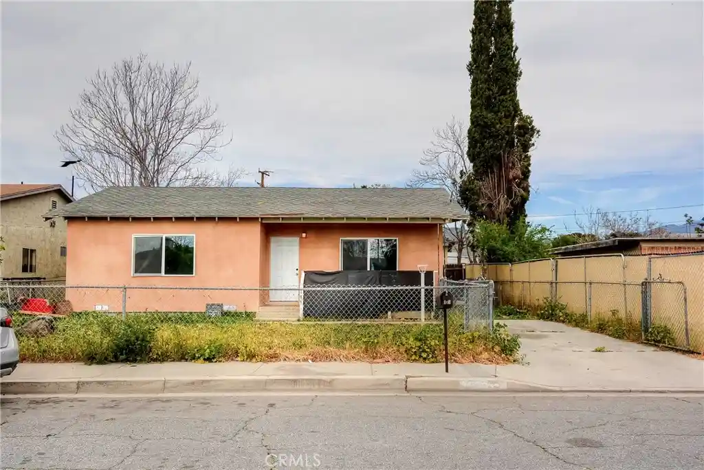 Multi family home for sale at 185 N Scovell, San Jacinto, CA 92583 | MLS# CV26121995