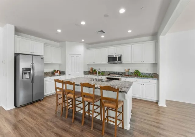 5th image of 35664 Asturian Wy, Fallbrook, CA 92028 | MLS# NDP2605393