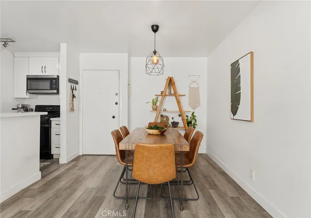 Photo 3 of Condo for sale at 18620 Hatteras St #157, Tarzana, CA 91356 | MLS# SR26121599 | Listing updated on 2026-10-04