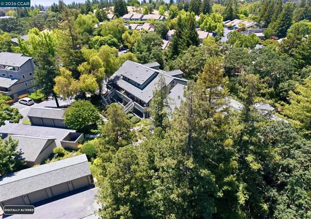 Photo 3 of Sale Pending at 400 Suntree Ln #402, Pleasant Hill, CA 94523 | MLS# 41137185 | Listing updated on 2026-09-07