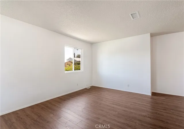 Homes for sale in Fallbrook, CA | 308 Retreat Ct, Fallbrook, CA 92028 | MLS# ND26121994