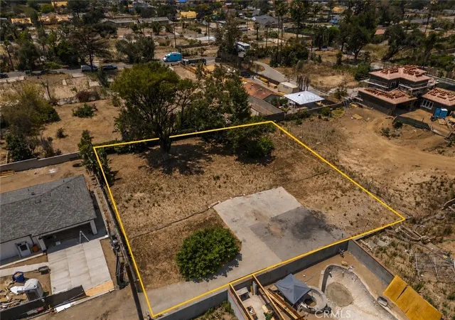 2nd image of 3383 Glenrose Avenue, Altadena, CA 91001 | MLS# CV26122060