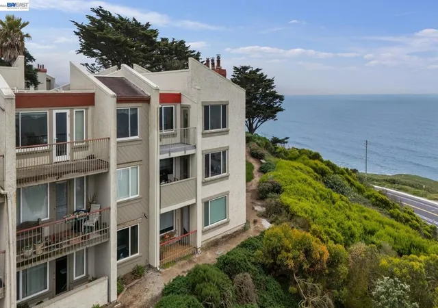 Homes for sale in Pacifica, CA | 5003 Palmetto Ave #83, Pacifica, CA 94044 | MLS# 41137199