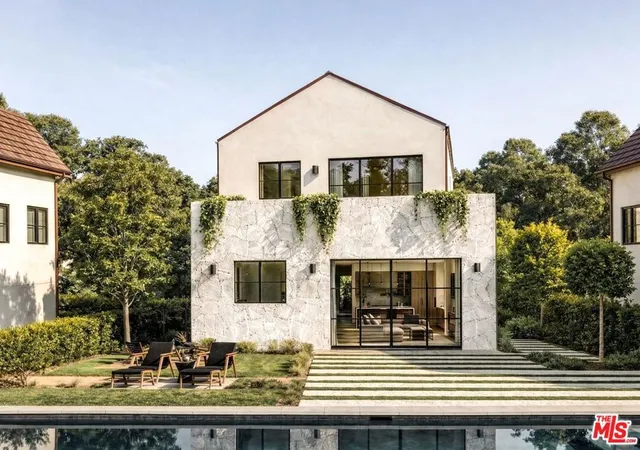 Photo 2 of Mansion for sale at 3316 Fryman Rd, Studio City, CA 91604 | MLS# 26843015 | Listing updated on 2026-06-27