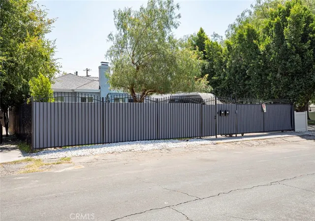 Photo 3 of Single family home for sale at 6206 Camellia, North Hollywood, CA 91606 | MLS# GD26115199 | Listing updated on 2026-06-14