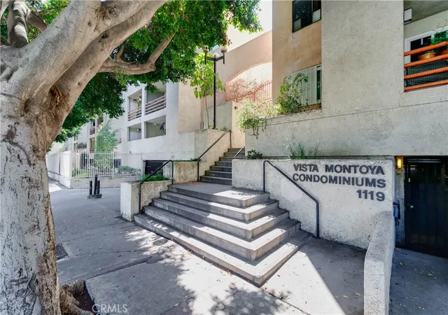 Photo 3 of Sale Pending at 1119 Albany #226, Los Angeles, CA 90015 | MLS# TR26122109 | Listing updated on 2026-10-05