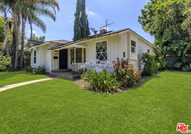Homes for sale in Van Nuys, CA | 6957 Burnet Ave, Van Nuys, CA 91405 | MLS# 26842325