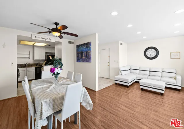 4th image of 15615 Crestview Ln #82, Granada Hills, CA 91344 | MLS# 26842251