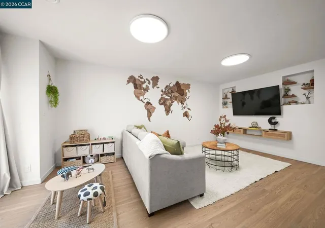 4th image of 722 34Th Ave, San Francisco, CA 94121 | MLS# 41137229