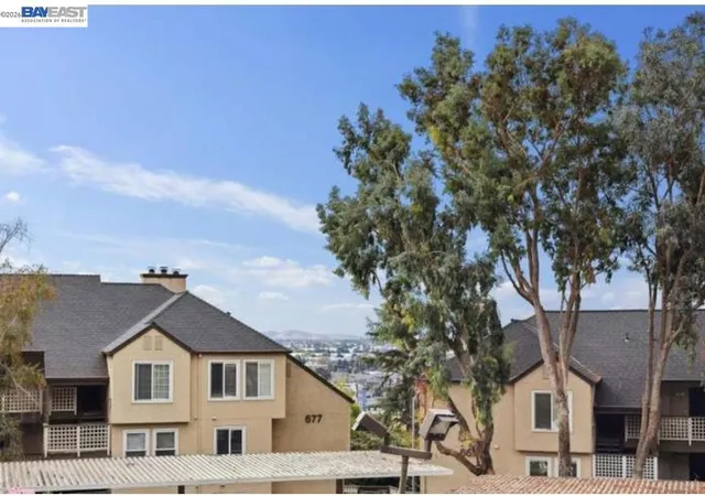 2nd image of 680 Dartmore Lane #260, Hayward, CA 94544 | MLS# 41137243