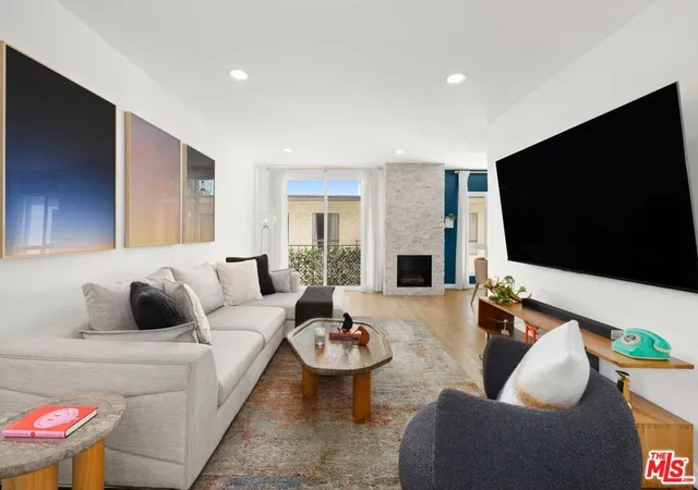 1st image of 7300 Franklin Ave #554, Los Angeles, CA 90046 | MLS# 26842457