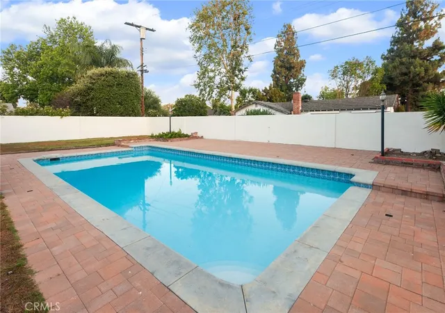 Homes for sale in Canoga Park, CA | 22308 Baltar St, Canoga Park, CA 91304 | MLS# SR26119696