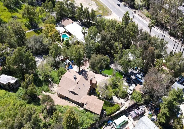 69th image of 10058 Sunland Blvd, Sunland, CA 91040 | MLS# SR26121357