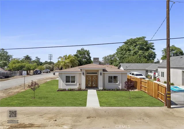 Photo 3 of Single family home for sale at 4906 Redbank Rd, Bakersfield, CA 93307 | MLS# PI26122379 | Listing updated on 2026-09-25