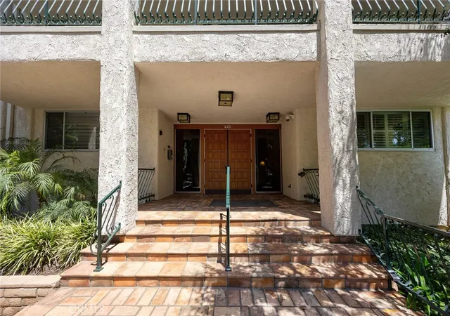 Homes for sale in Pasadena, CA | 420 S Madison Ave #301, Pasadena, CA 91101 | MLS# AR26114272