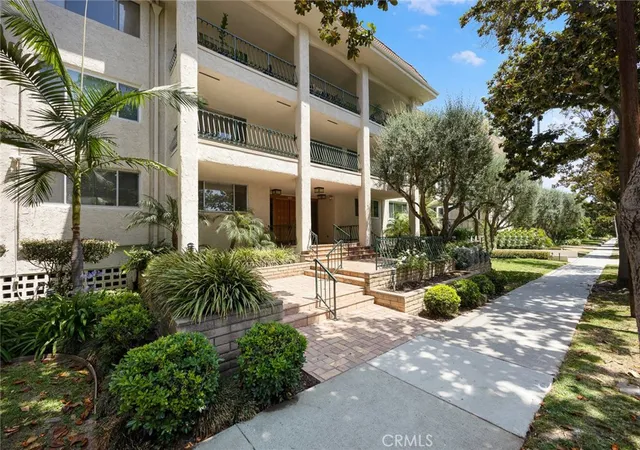 Homes for sale in Pasadena, CA | 420 S Madison Ave #301, Pasadena, CA 91101 | MLS# AR26114272