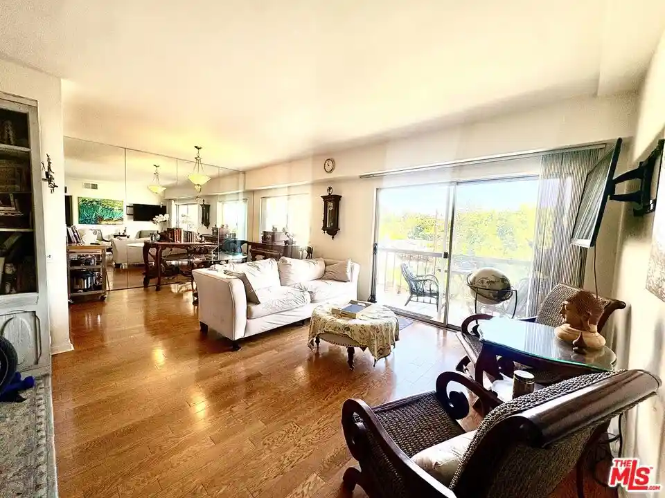 Photo 1 of Condo for sale at 622 S Barrington Ave #408, Los Angeles, CA 90049 | MLS# 26841845 | Listing updated on 2026-08-25