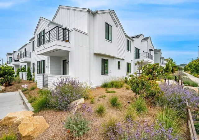 Homes for sale in Encinitas, CA | 1101 Catania Ct #201, Encinitas, CA 92024 | MLS# 260013617SD