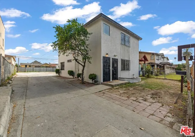 Photo 4 of Multi family home for sale at 633 W 75th Street, Los Angeles, CA 90044 | MLS# 26832661 | Listing updated on 2026-08-05