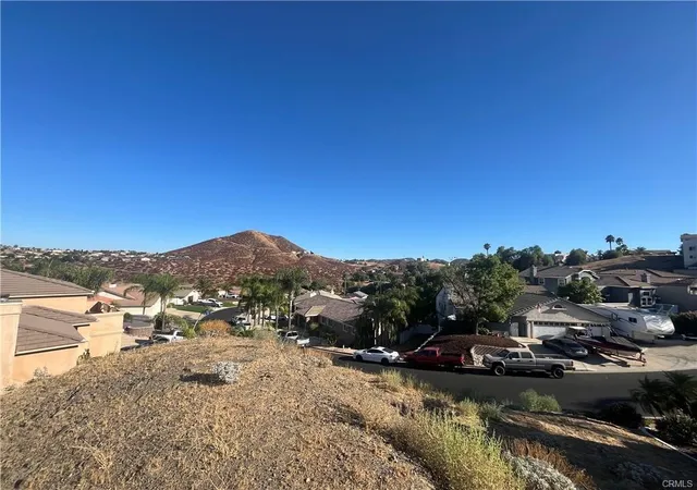 3rd image of 22936 Giant Fir, Canyon Lake, CA 92587 | MLS# SW26122425