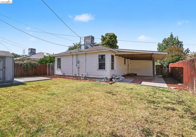 Homes for sale in Tracy, CA | 250 W 23rd St, Tracy, CA 95376 | MLS# 41137271
