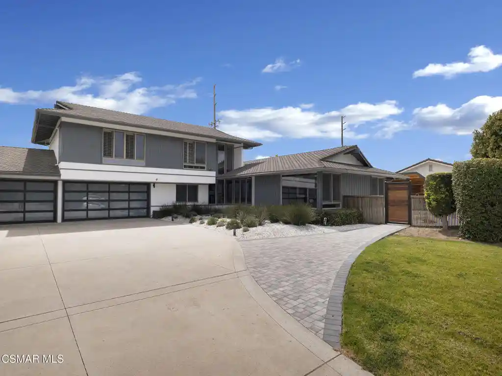 Photo 1 of Single family home for sale at 690 Valley Vista Dr, Camarillo, CA 93010 | MLS# 226002620 | Listing updated on 2026-10-30